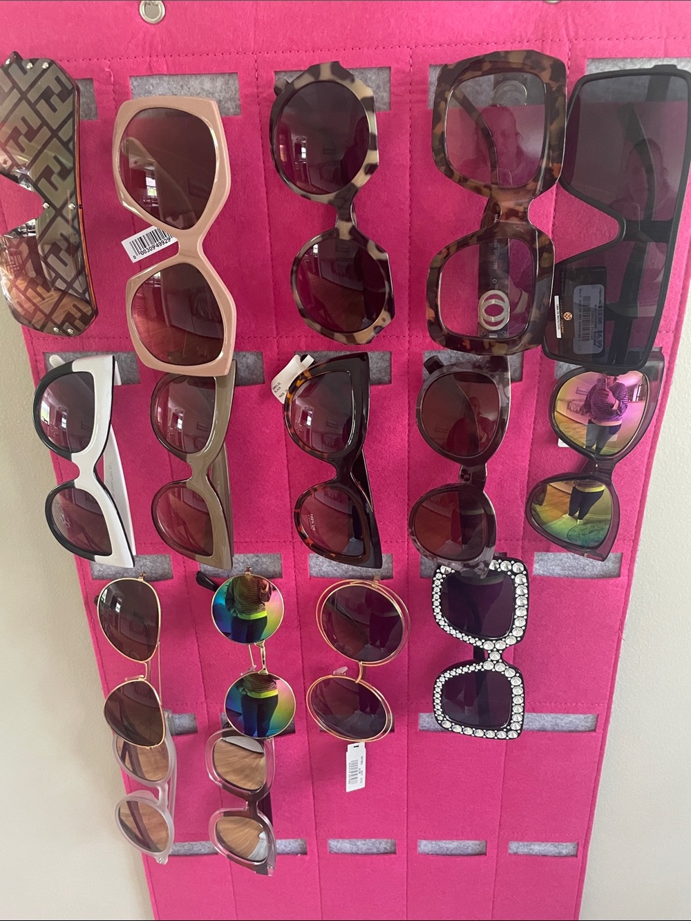 Sunglass Collection - Picture 2 of 7